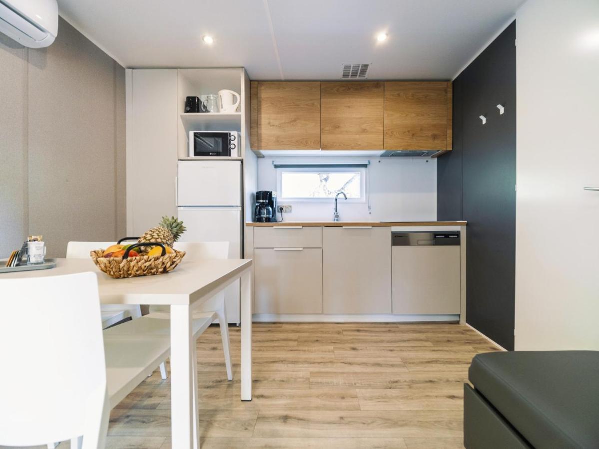 Camping Paradis 4 Etoiles Au Port De L'Houmeau - La Rochelle 외부 사진